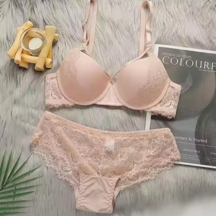 Printed Strapless Bra and Panty Set